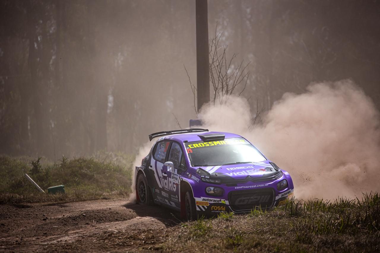 El C3 Rally2 entre la niebla y el polvo en San Francisco